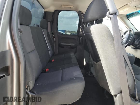 ✅ 2012 Chevrolet Silverado 1500 LS • VIN: 1GCRCREA5CZ253531 • Lot: 70379344. Listed on Copart with Not provided. Free auction sales archive from the USA and detailed vehicle history report at DreamBid. Image 10.