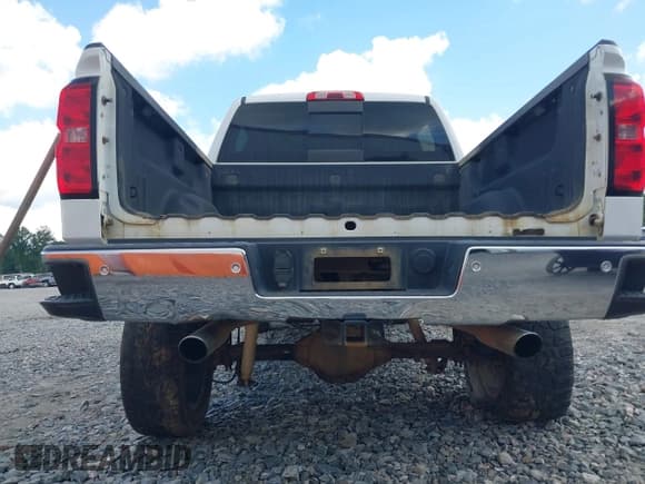 ✅ 2015 Chevrolet Silverado 1500 LTZ • VIN: 3GCUKSEC3FG325336 • Лот: 42412704. Опубликован ранее на IAAI с пробегом 256 838 миль. Бесплатный доступ к архиву аукционных продаж из США и подробный отчёт об истории автомобиля на DreamBid. Изображение 16.