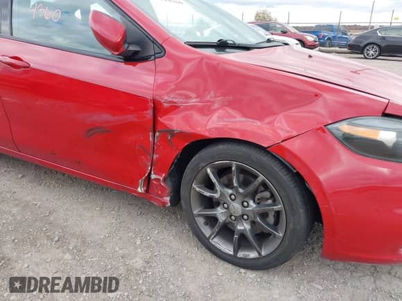 2013 Dodge Dart SXT z VIN 1C3CDFBA0DD204245, wystawiony jako IAAI lot #43514360 z przebiegiem 110 128 mil mil oraz . Historia ofert i sprzedaży dostępna na DreamBid. Obrazek 6.