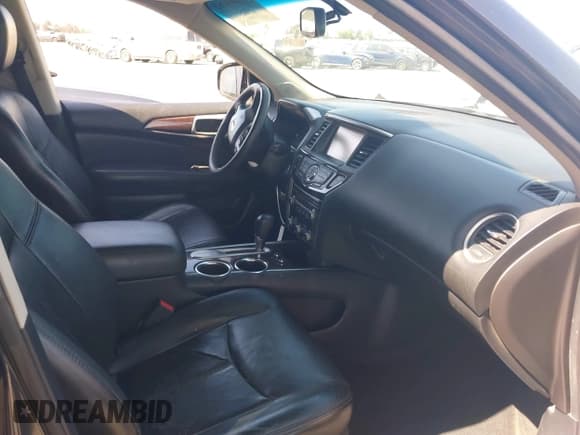 ✅ 2014 Nissan Pathfinder SL • VIN: 5N1AR2MNXEC605981 • Lot: 42644465. Listed on IAAI with 128,615 mi. Free auction sales archive from the USA and detailed vehicle history report at DreamBid. Image 5.