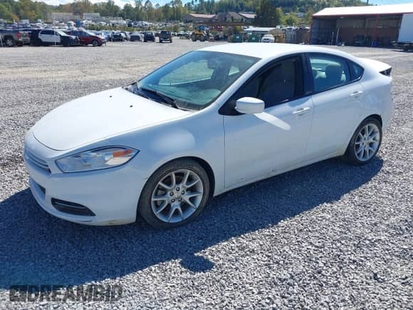 2013 Dodge Dart SXT с VIN 1C3CDFBA3DD709695, выставлен на аукционе IAAI как лот 43438394 с пробегом 44 776 миль миль и . История ставок и продаж доступна на DreamBid. Изображение 2.