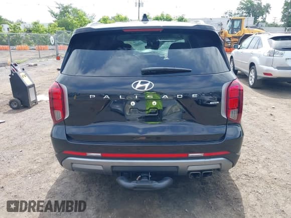 ✅ 2025 Hyundai Palisade SEL Premium • VIN: KM8R4DGE1SU918478 • Лот: 42710892. Опубликован ранее на IAAI с пробегом 5 655 миль. Бесплатный доступ к архиву аукционных продаж из США и подробный отчёт об истории автомобиля на DreamBid. Изображение 16.
