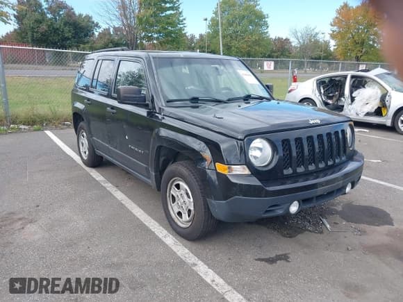 ✅ 2016 Jeep Patriot Sport SE • VIN: 1C4NJRBB3GD580126 • Lot: 43401890. Listed on IAAI with 281,192 mi. Free auction sales archive from the USA and detailed vehicle history report at DreamBid. Image 1.