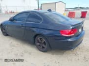 ✅ 2009 BMW 3 Series 328i xDrive • VIN: WBAWC33589PU84043 • Лот: 43377722. Опубликован ранее на IAAI с пробегом 152 371 миль. Бесплатный доступ к архиву аукционных продаж из США и подробный отчёт об истории автомобиля на DreamBid. Изображение 3.