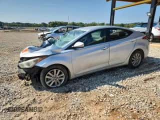 2014 Hyundai Elantra SE с VIN 5NPDH4AE4EH458467, выставлен на аукционе Copart как лот 71525925 с пробегом Не указан миль и Списание • Salvage title. История ставок и продаж доступна на DreamBid. Изображение 1.