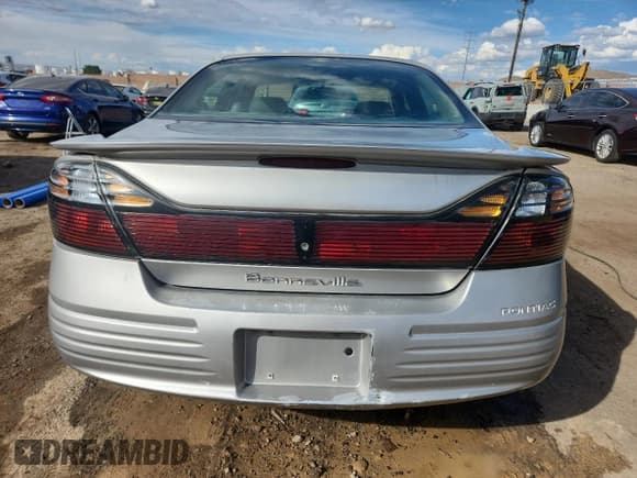 ✅ 2005 Pontiac Bonneville SE • VIN: 1G2HX52K65U168806 • Lot: 84560665. Wystawiony na Copart z przebiegiem 224 872 mil. Bezpłatny archiwum sprzedaży aukcyjnych z USA i szczegółowy raport historii pojazdu na DreamBid. Zdjęcie 6.