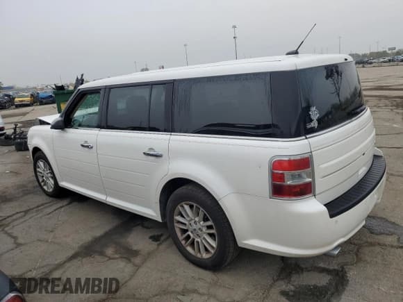 ✅ 2016 Ford Flex SEL • VIN: 2FMHK6C89GBA15411 • Lot: 81582655. Listed on Copart with 94,730 mi. Free auction sales archive from the USA and detailed vehicle history report at DreamBid. Image 2.