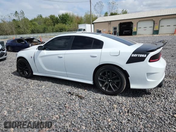 ✅ 2021 Dodge Charger R/T • VIN: 2C3CDXCT0MH681945 • Lot: 81788405. Wystawiony na Copart z przebiegiem 23 687 mil. Bezpłatny archiwum sprzedaży aukcyjnych z USA i szczegółowy raport historii pojazdu na DreamBid. Zdjęcie 2.
