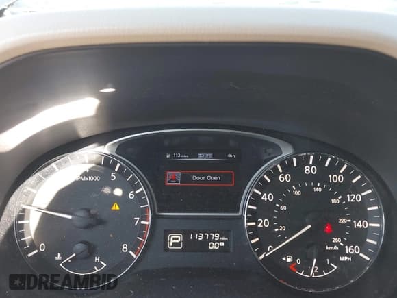 ✅ 2014 Nissan Pathfinder SV • VIN: 5N1AR2MM1EC621882 • Lot: 43525477. Wystawiony na IAAI z przebiegiem 113 779 mil. Bezpłatny archiwum sprzedaży aukcyjnych z USA i szczegółowy raport historii pojazdu na DreamBid. Zdjęcie 7.