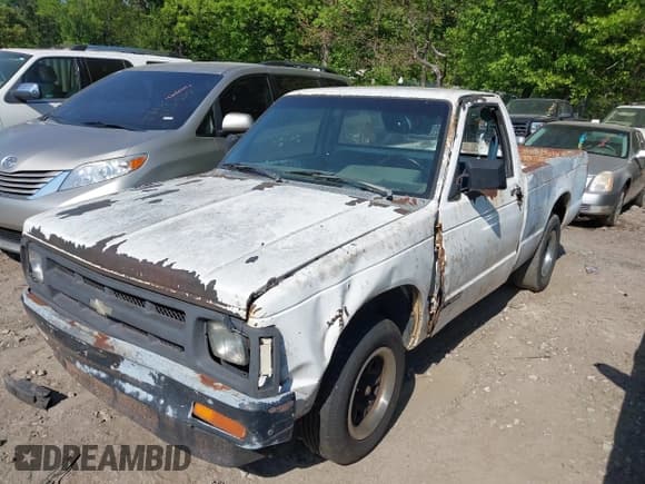✅ 1991 Chevrolet S-10 • VIN: 1GCCS14E3M8139615 • Лот: 42077518. Опубликован ранее на IAAI с пробегом 187 059 миль. Бесплатный доступ к архиву аукционных продаж из США и подробный отчёт об истории автомобиля на DreamBid. Изображение 2.