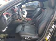 ✅ 2018 BMW 4 Series 440i xDrive • VIN: WBA4J7C5XJBH13816 • Lot: 85102665. Wystawiony na Copart z przebiegiem 93 277 mil. Bezpłatny archiwum sprzedaży aukcyjnych z USA i szczegółowy raport historii pojazdu na DreamBid. Zdjęcie 7.