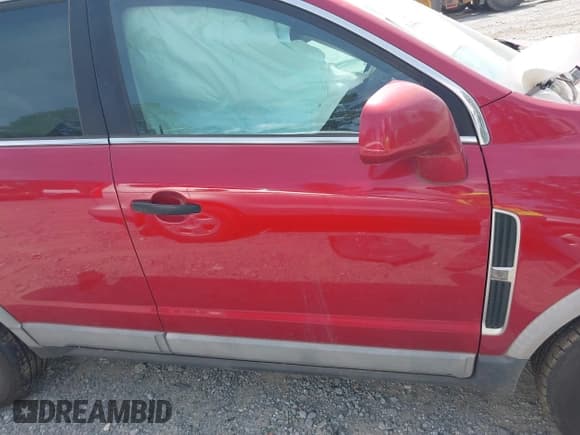 ✅ 2014 Chevrolet Captiva Sport LS • VIN: 3GNAL2EK8ES576282 • Lot: 39500537. Wystawiony na IAAI z przebiegiem 144 643 mil. Bezpłatny archiwum sprzedaży aukcyjnych z USA i szczegółowy raport historii pojazdu na DreamBid. Zdjęcie 13.