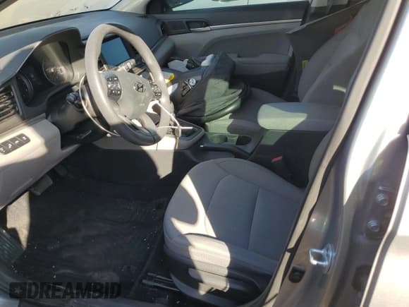 ✅ 2020 Hyundai Elantra SEL • VIN: 5NPD84LF5LH588437 • Лот: 90357575. Опубликован ранее на Copart с пробегом 108 710 миль. Бесплатный доступ к архиву аукционных продаж из США и подробный отчёт об истории автомобиля на DreamBid. Изображение 7.