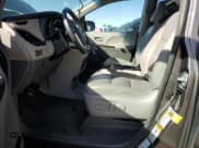 ✅ 2017 Toyota Sienna XLE • VIN: 5TDDZ3DC6HS165640 • Lot: 92614335. Listed on Copart with 189,426 mi. Free auction sales archive from the USA and detailed vehicle history report at DreamBid. Image 7.