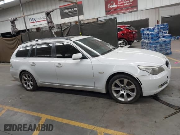 ✅ 2008 BMW 5 Series 535xiT • VIN: WBAPT73588CX01768 • Lot: 43346136. Listed on IAAI with 181,879 mi. Free auction sales archive from the USA and detailed vehicle history report at DreamBid. Image 13.