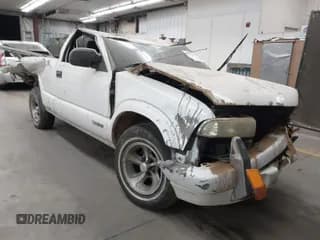 ✅ 1999 Chevrolet S-10 • VIN: 1GCCS1446X8136946 • Лот: 41697071. Опубликован ранее на IAAI с пробегом 167 277 миль. Бесплатный доступ к архиву аукционных продаж из США и подробный отчёт об истории автомобиля на DreamBid. Изображение 1.