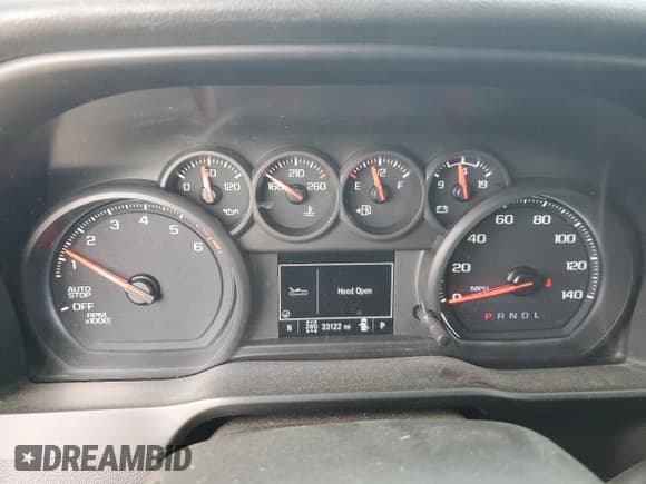 ✅ 2020 Chevrolet Silverado 1500 Custom • VIN: 3GCPYBEK2LG380164 • Lot: 74841294. Wystawiony na Copart z przebiegiem 33 122 mil. Bezpłatny archiwum sprzedaży aukcyjnych z USA i szczegółowy raport historii pojazdu na DreamBid. Zdjęcie 9.