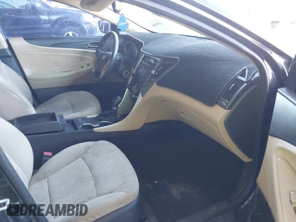 ✅ 2013 Hyundai Sonata GLS • VIN: 5NPEB4AC5DH757811 • Lot: 43591863. Listed on IAAI with 188,721 mi. Free auction sales archive from the USA and detailed vehicle history report at DreamBid. Image 5.