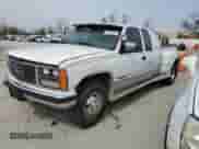 ✅ 1989 GMC Sierra 1500 • VIN: 2GTHC39K3K1532298 • Lot: 51497065. Listed on Copart with 233,797 mi. Free auction sales archive from the USA and detailed vehicle history report at DreamBid. Image 1.