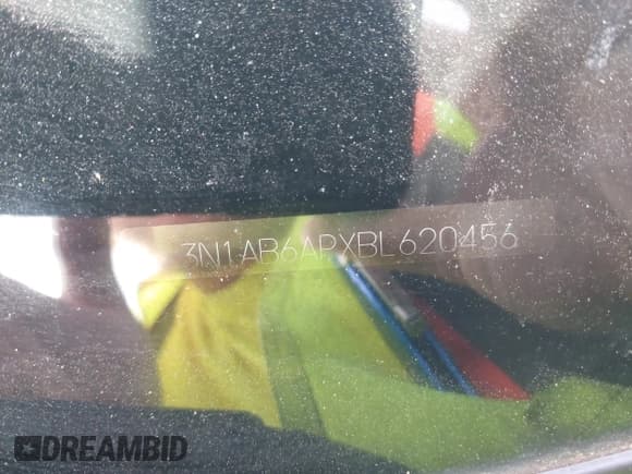 ✅ 2011 Nissan Sentra SL • VIN: 3N1AB6APXBL620456 • Lot: 42231832. Listed on IAAI with 124,430 mi. Free auction sales archive from the USA and detailed vehicle history report at DreamBid. Image 9.