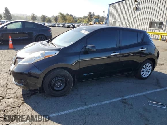 ✅ 2013 Nissan LEAF SV • VIN: 1N4AZ0CP0DC418037 • Лот: 80783285. Опубликован ранее на Copart с пробегом 70 028 миль. Бесплатный доступ к архиву аукционных продаж из США и подробный отчёт об истории автомобиля на DreamBid. Изображение 1.