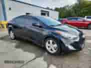 ✅ 2013 Hyundai Elantra GLS • VIN: 5NPDH4AE9DH243004 • Lot: 83972185. Wystawiony na Copart z przebiegiem 54 218 mil mil. Skorzystaj z bezpłatnego archiwum sprzedaży aukcyjnych z USA i zobacz szczegółowy raport historii pojazdu na DreamBid. Zdjęcie 4.