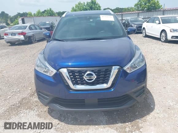 ✅ 2020 Nissan Kicks SV • VIN: 3N1CP5CV5LL576660 • Lot: 42764331. Wystawiony na IAAI z przebiegiem 44 003 mil. Bezpłatny archiwum sprzedaży aukcyjnych z USA i szczegółowy raport historii pojazdu na DreamBid. Zdjęcie 12.