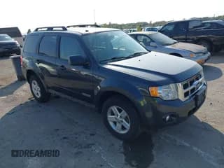 ✅ 2008 Ford Escape Hybrid • VIN: 1FMCU49H58KB98460 • Lot: 43444599. Wystawiony na IAAI z przebiegiem 173 995 mil. Bezpłatny archiwum sprzedaży aukcyjnych z USA i szczegółowy raport historii pojazdu na DreamBid. Zdjęcie 1.