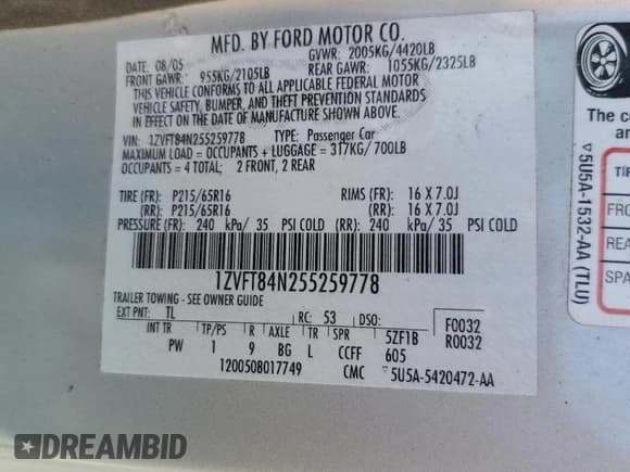 ✅ 2005 Ford Mustang Deluxe • VIN: 1ZVFT84N255259778 • Lot: 86085855. Listed on Copart with 201,220 mi. Free auction sales archive from the USA and detailed vehicle history report at DreamBid. Image 12.