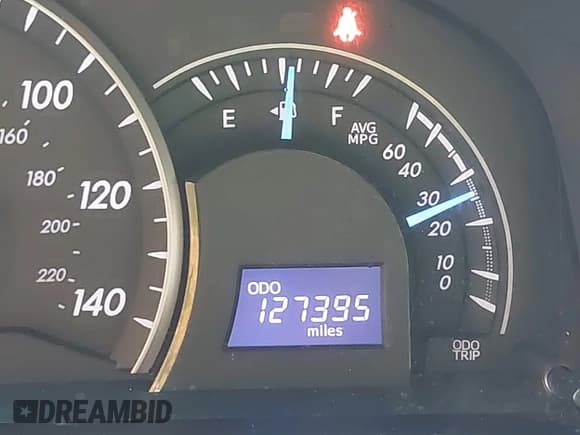 ✅ 2015 Toyota Camry SE • VIN: 4T1BF1FK2FU079822 • Lot: 43594956. Wystawiony na IAAI z przebiegiem 127 395 mil. Bezpłatny archiwum sprzedaży aukcyjnych z USA i szczegółowy raport historii pojazdu na DreamBid. Zdjęcie 15.