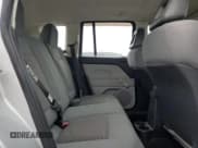 ✅ 2007 Jeep Compass Sport • VIN: 1J8FF47W57D426756 • Лот: 92278425. Опубликован ранее на Copart с пробегом 160 359 миль. Бесплатный доступ к архиву аукционных продаж из США и подробный отчёт об истории автомобиля на DreamBid. Изображение 11.