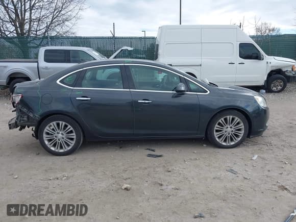✅ 2014 Buick Verano • VIN: 1G4PP5SK1E4162785 • Лот: 43679542. Опубликован ранее на IAAI с пробегом 96 919 миль. Бесплатный доступ к архиву аукционных продаж из США и подробный отчёт об истории автомобиля на DreamBid. Изображение 14.