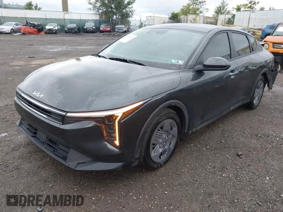 ✅ 2025 Kia K4 LXS • VIN: 3KPFT4DE7SE003843 • Лот: 43403925. Опубликован ранее на IAAI с пробегом 8 088 миль. Бесплатный доступ к архиву аукционных продаж из США и подробный отчёт об истории автомобиля на DreamBid. Изображение 17.