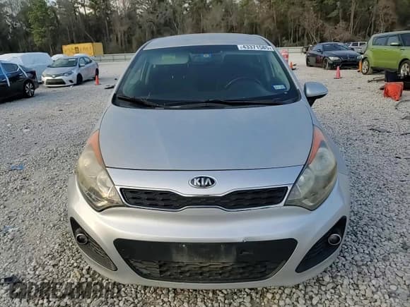 ✅ 2015 Kia Rio SX • VIN: KNADN5A33F6428768 • Lot: 43371585. Wystawiony na Copart z przebiegiem 141 318 mil. Bezpłatny archiwum sprzedaży aukcyjnych z USA i szczegółowy raport historii pojazdu na DreamBid. Zdjęcie 14.