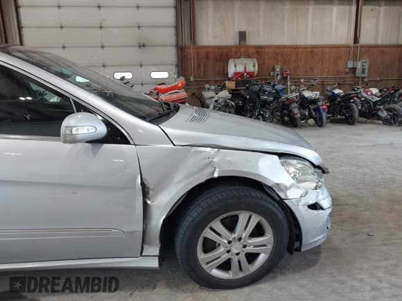 ✅ 2006 Mercedes-Benz R 5.0L • VIN: 4JGCB75E36A004479 • Лот: 42548757. Опубликован ранее на IAAI с пробегом 230 414 миль. Бесплатный доступ к архиву аукционных продаж из США и подробный отчёт об истории автомобиля на DreamBid. Изображение 6.