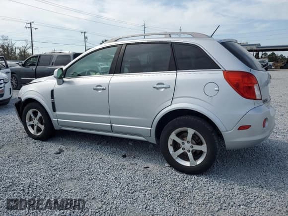 ✅ 2014 Chevrolet Captiva Sport LT • VIN: 3GNAL3EK0ES525509 • Lot: 44223835. Wystawiony na Copart z przebiegiem 83 529 mil. Bezpłatny archiwum sprzedaży aukcyjnych z USA i szczegółowy raport historii pojazdu na DreamBid. Zdjęcie 2.