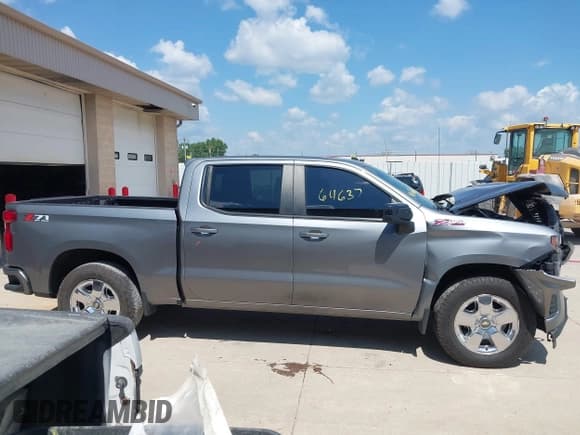 ✅ 2021 Chevrolet Silverado 1500 RST • VIN: 3GCUYEET8MG351315 • Лот: 42864637. Опубликован ранее на IAAI с пробегом 83 597 миль. Бесплатный доступ к архиву аукционных продаж из США и подробный отчёт об истории автомобиля на DreamBid. Изображение 13.