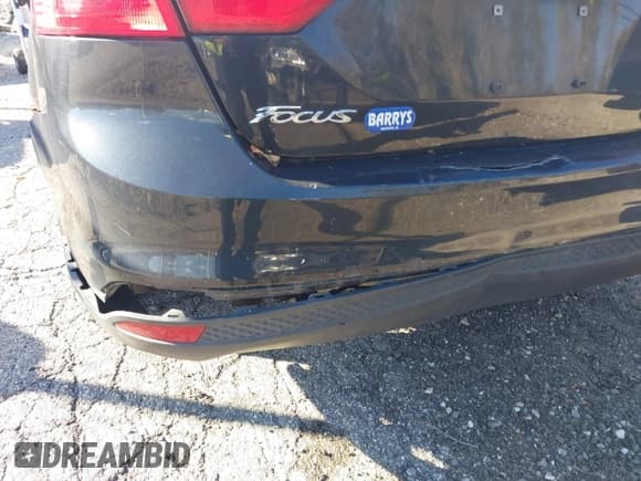 ✅ 2014 Ford Focus SE • VIN: 1FADP3F28EL187071 • Лот: 43768508. Опубликован ранее на IAAI с пробегом 138 640 миль. Бесплатный доступ к архиву аукционных продаж из США и подробный отчёт об истории автомобиля на DreamBid. Изображение 6.