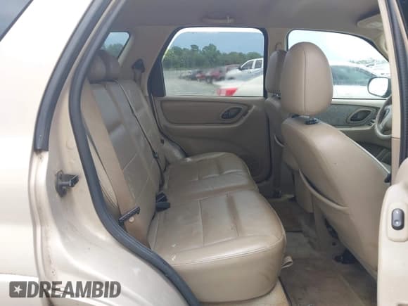 ✅ 2007 Ford Escape Limited • VIN: 1FMYU04147KB91409 • Лот: 42896072. Опубликован ранее на IAAI с пробегом 171 642 миль. Бесплатный доступ к архиву аукционных продаж из США и подробный отчёт об истории автомобиля на DreamBid. Изображение 8.