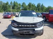 ✅ 2024 Ford Bronco Sport Outer Banks • VIN: 3FMCR9C67RRE19334 • Lot: 43003377. Wystawiony na IAAI z przebiegiem 8 649 mil. Bezpłatny archiwum sprzedaży aukcyjnych z USA i szczegółowy raport historii pojazdu na DreamBid. Zdjęcie 12.