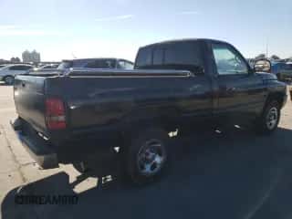2000 Dodge 1500 Work Special с VIN 1B7HC16X7YS578908, выставлен на аукционе Copart как лот 83664494 с пробегом 395 307 миль миль и На запчасти • Non repairable. История ставок и продаж доступна на DreamBid. Изображение 3.