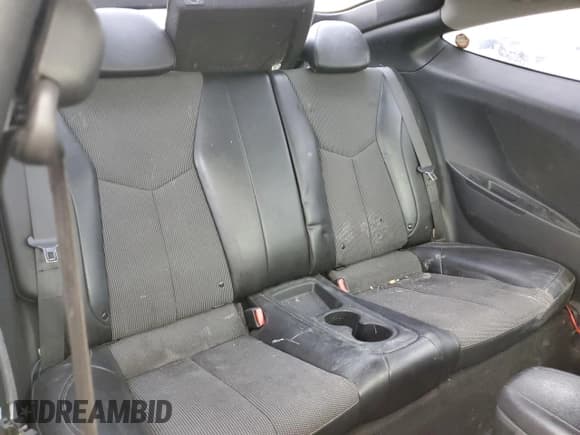 ✅ 2013 Hyundai Veloster w/Gray Int • VIN: KMHTC6AD2DU115105 • Lot: 81941024. Wystawiony na Copart z przebiegiem 180 967 mil. Bezpłatny archiwum sprzedaży aukcyjnych z USA i szczegółowy raport historii pojazdu na DreamBid. Zdjęcie 10.