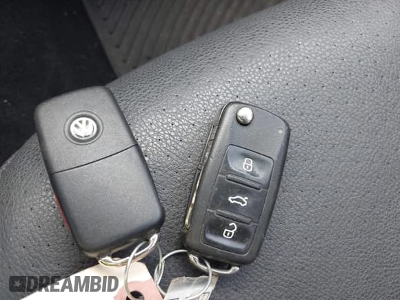 ✅ 2012 Volkswagen Jetta SEL • VIN: 3VWLP7AJ3CM325796 • Lot: 41907604. Listed on IAAI with 185,542 mi. Free auction sales archive from the USA and detailed vehicle history report at DreamBid. Image 11.