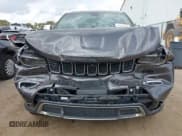 ✅ 2017 Jeep Grand Cherokee Limited • VIN: 1C4RJEBG4HC718897 • Lot: 43532557. Wystawiony na IAAI z przebiegiem 82 992 mil. Bezpłatny archiwum sprzedaży aukcyjnych z USA i szczegółowy raport historii pojazdu na DreamBid. Zdjęcie 12.