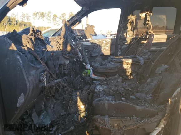 ✅ 2021 Ram 2500 Tradesman • VIN: 3C6UR4HJ3MG651918 • Lot: 46206985. Wystawiony na Copart z przebiegiem Nie podano. Bezpłatny archiwum sprzedaży aukcyjnych z USA i szczegółowy raport historii pojazdu na DreamBid. Zdjęcie 7.