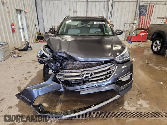 ✅ 2018 Hyundai Santa Fe 2.4L • VIN: 5XYZUDLB4JG509973 • Lot: 89533405. Wystawiony na Copart z przebiegiem 150 228 mil mil. Skorzystaj z bezpłatnego archiwum sprzedaży aukcyjnych z USA i zobacz szczegółowy raport historii pojazdu na DreamBid. Zdjęcie 5.