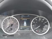 ✅ 2019 Nissan Sentra SV • VIN: 3N1AB7AP0KY370122 • Lot: 43696341. Listed on IAAI with 104,689 mi. Free auction sales archive from the USA and detailed vehicle history report at DreamBid. Image 7.