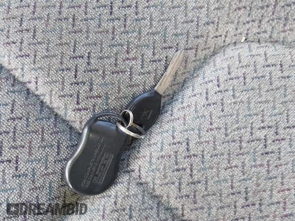 ✅ 2000 Chrysler Cirrus LX • VIN: 1C3EJ46X9YN302419 • Лот: 41858946. Опубликован ранее на IAAI с пробегом 70 983 миль. Бесплатный доступ к архиву аукционных продаж из США и подробный отчёт об истории автомобиля на DreamBid. Изображение 11.