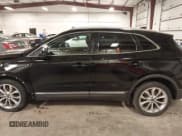 ✅ 2017 Lincoln MKC Select • VIN: 5LMCJ2C93HUL23584 • Lot: 43618308. Listed on IAAI with 54,157 mi. Free auction sales archive from the USA and detailed vehicle history report at DreamBid. Image 15.