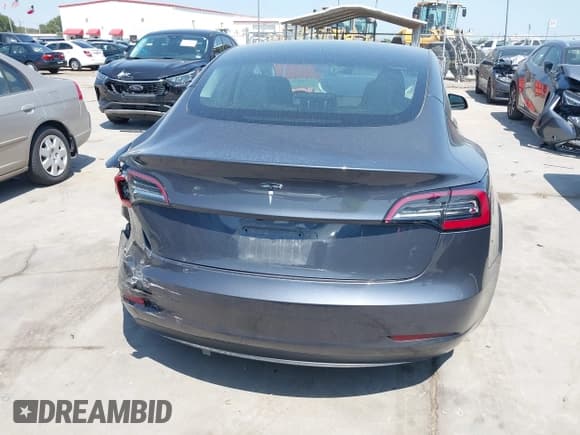 ✅ 2023 Tesla Model 3 • VIN: 5YJ3E1EA3PF429053 • Lot: 43148504. Wystawiony na IAAI z przebiegiem 57 461 mil. Bezpłatny archiwum sprzedaży aukcyjnych z USA i szczegółowy raport historii pojazdu na DreamBid. Zdjęcie 16.